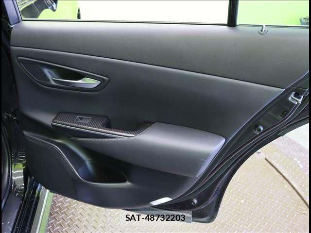 Toyota CROWN SEDAN 2020-05 7500058-25