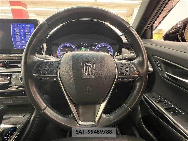 Toyota CROWN SEDAN 2021-05 7500063-9