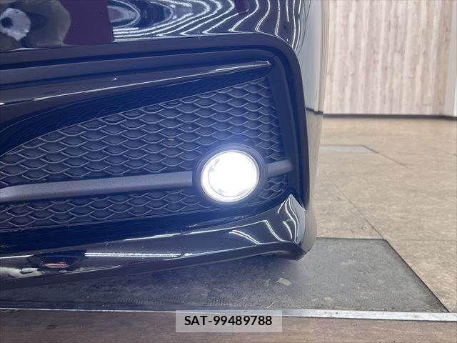 Toyota CROWN SEDAN 2021-05 7500063-11