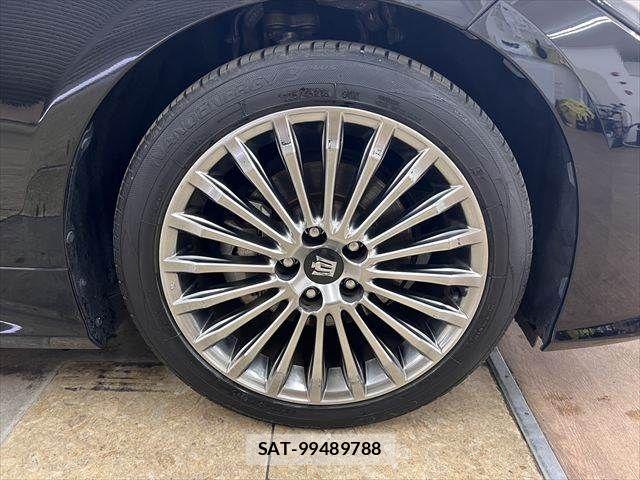 Toyota CROWN SEDAN 2021-05 7500063-12