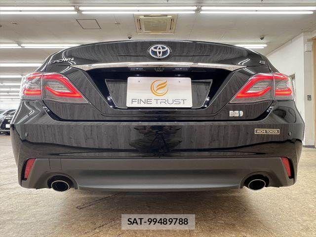 Toyota CROWN SEDAN 2021-05 7500063-16