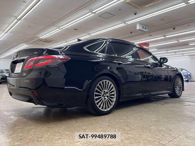 Toyota CROWN SEDAN 2021-05 7500063-17