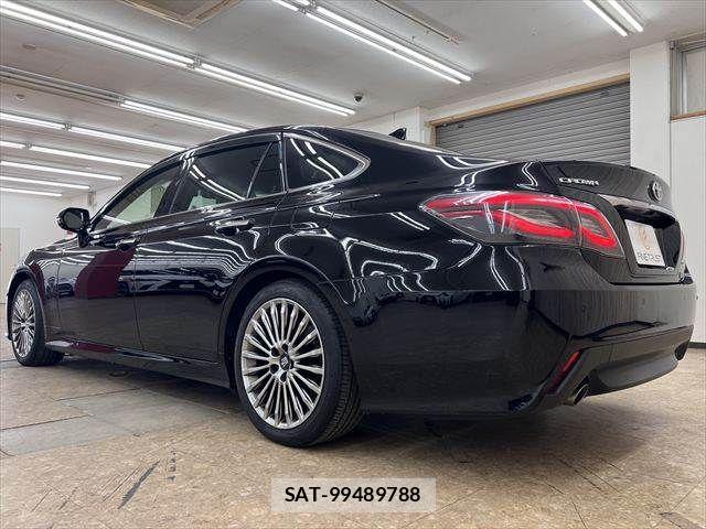 Toyota CROWN SEDAN 2021-05 7500063-18