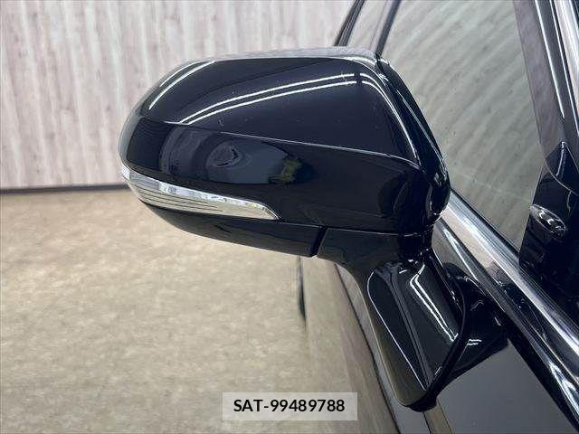 Toyota CROWN SEDAN 2021-05 7500063-25