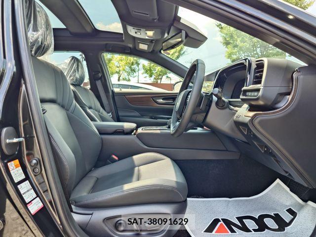 Toyota CROWN SEDAN 2023-12 7500051-9