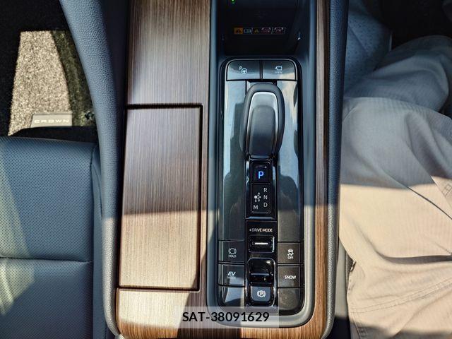 Toyota CROWN SEDAN 2023-12 7500051-20