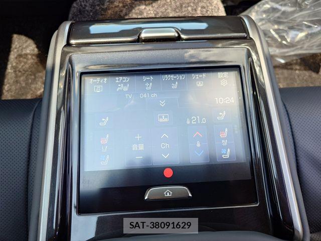 Toyota CROWN SEDAN 2023-12 7500051-25