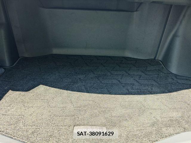 Toyota CROWN SEDAN 2023-12 7500051-26