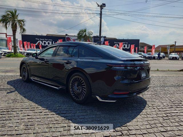 Toyota CROWN SEDAN 2023-12 7500051-3