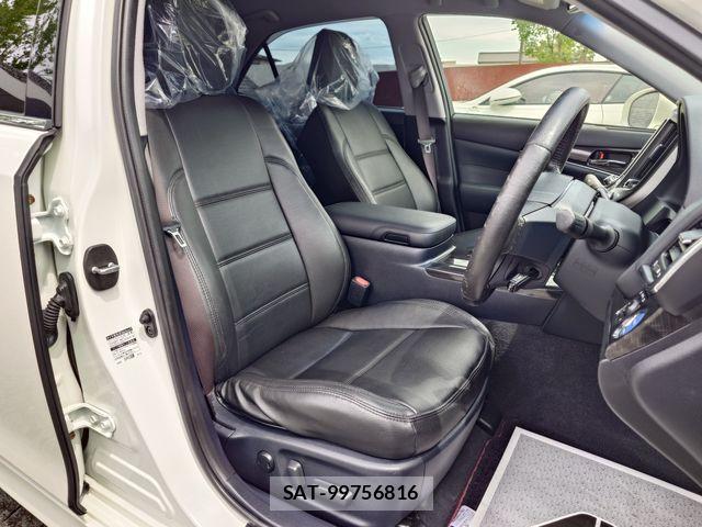 Toyota CROWN SEDAN 2015-03 7508437-9