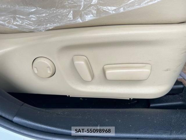 Toyota CROWN SEDAN 2015-11 7508441-11