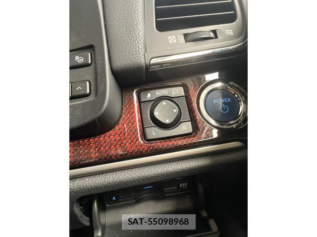 Toyota CROWN SEDAN 2015-11 7508441-15