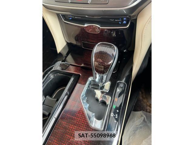 Toyota CROWN SEDAN 2015-11 7508441-21
