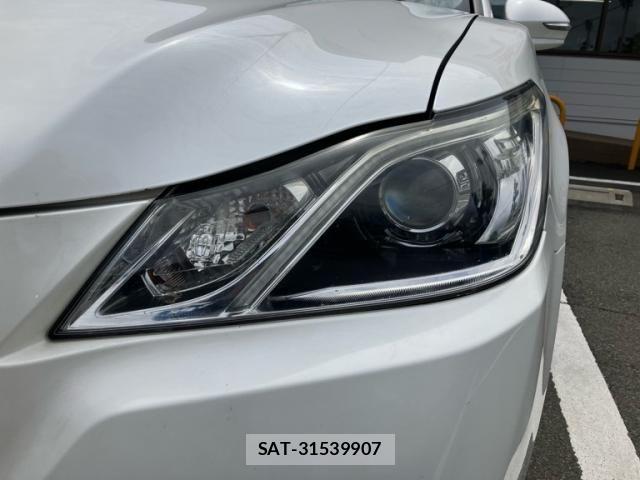 Toyota CROWN SEDAN 2015-08 7508443-2