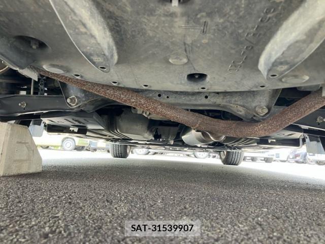 Toyota CROWN SEDAN 2015-08 7508443-8