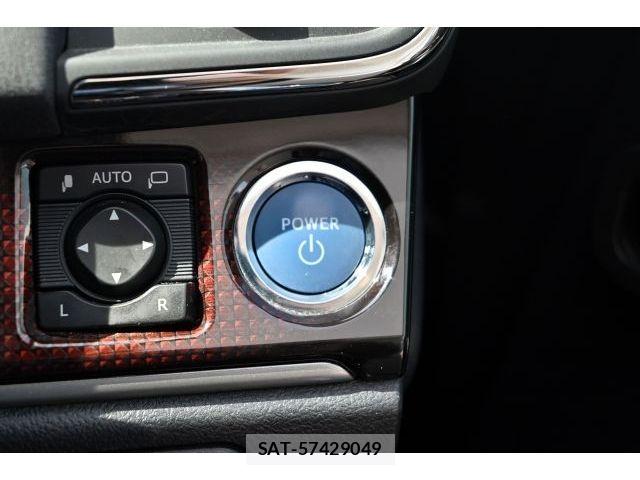 Toyota CROWN SEDAN 2018-05 7508435-21