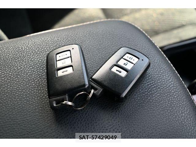 Toyota CROWN SEDAN 2018-05 7508435-27