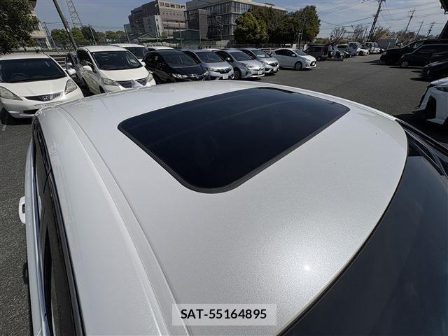 Toyota CROWN SEDAN 2021-02 7500054-11