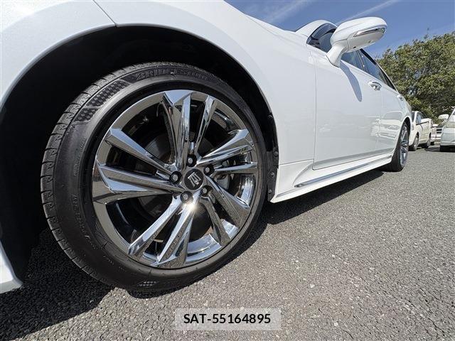 Toyota CROWN SEDAN 2021-02 7500054-13
