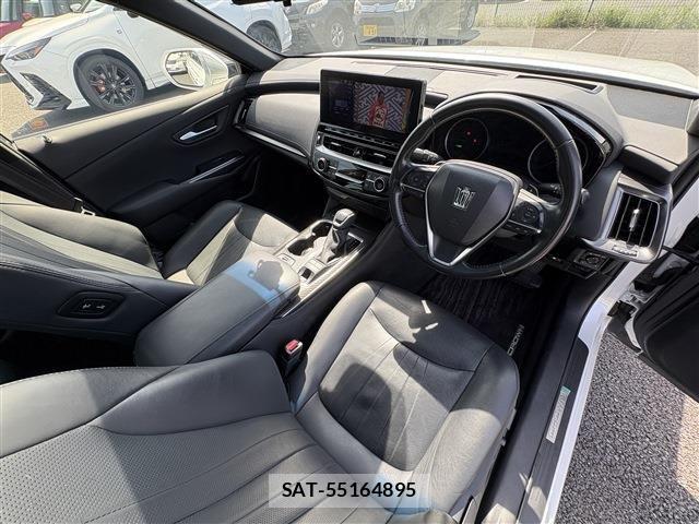 Toyota CROWN SEDAN 2021-02 7500054-18