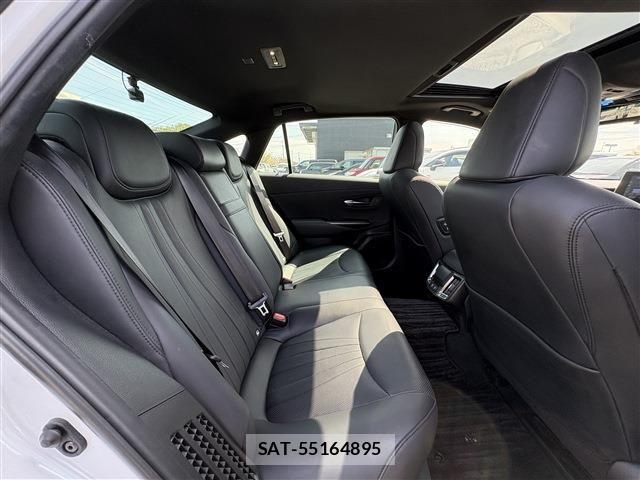 Toyota CROWN SEDAN 2021-02 7500054-21