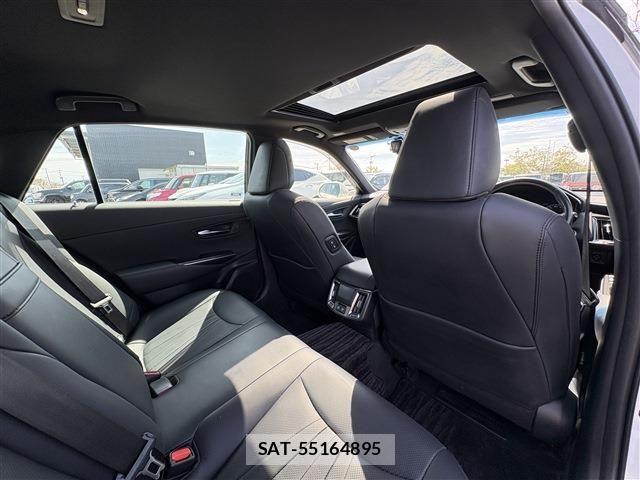 Toyota CROWN SEDAN 2021-02 7500054-22