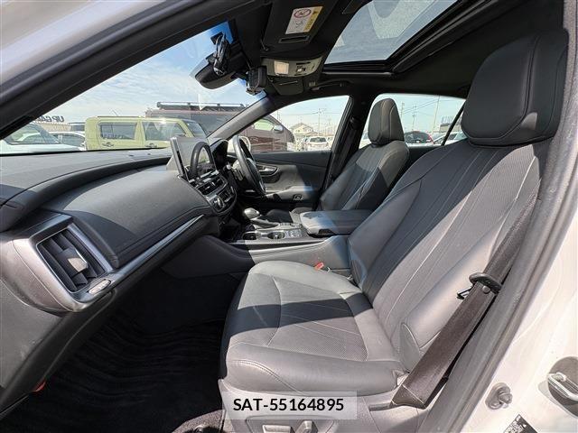 Toyota CROWN SEDAN 2021-02 7500054-26
