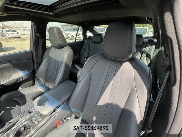 Toyota CROWN SEDAN 2021-02 7500054-27