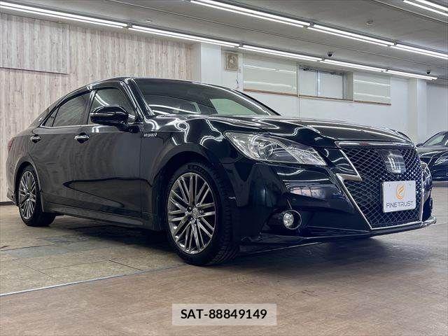 Toyota CROWN SEDAN 2013-02 7500068-15
