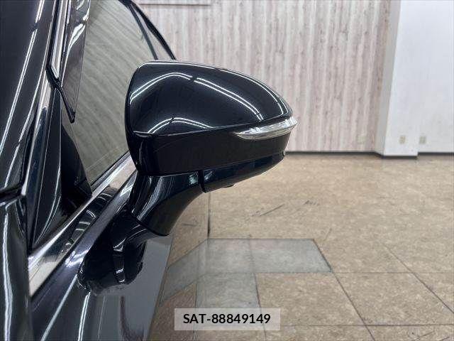 Toyota CROWN SEDAN 2013-02 7500068-25