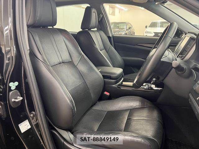 Toyota CROWN SEDAN 2013-02 7500068-7