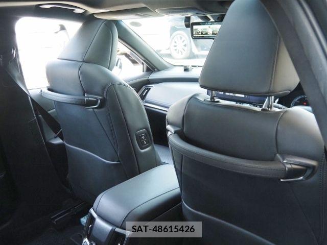 Toyota CROWN SEDAN 2021-03 7508432-15