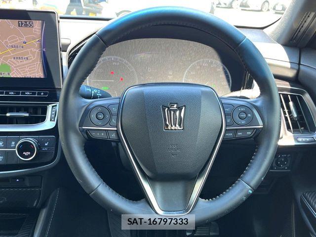 Toyota CROWN SEDAN 2021-01 7500055-9