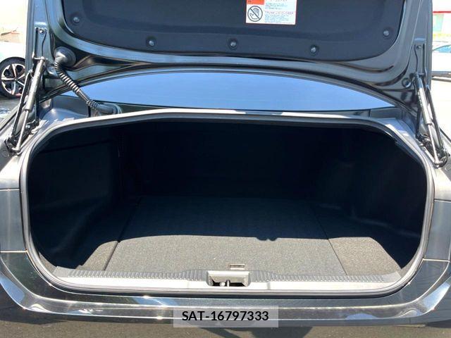Toyota CROWN SEDAN 2021-01 7500055-12