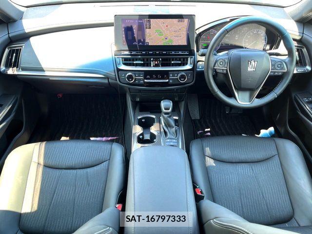 Toyota CROWN SEDAN 2021-01 7500055-1