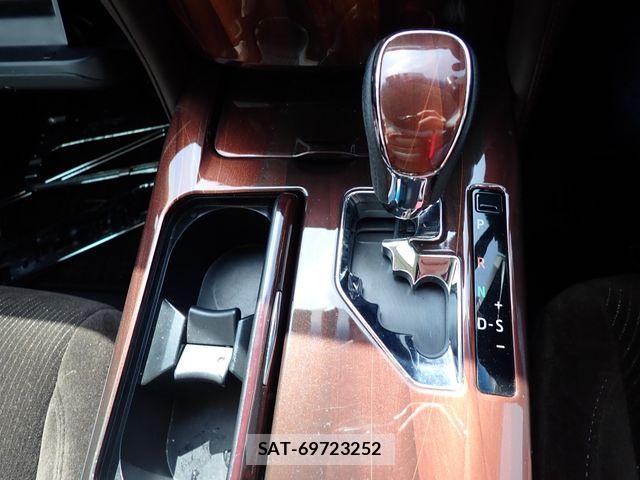 Toyota CROWN SEDAN 2015-06 7508442-12