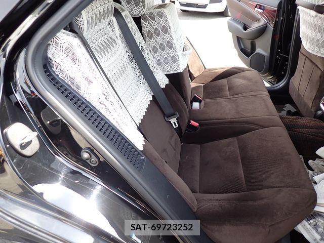 Toyota CROWN SEDAN 2015-06 7508442-19