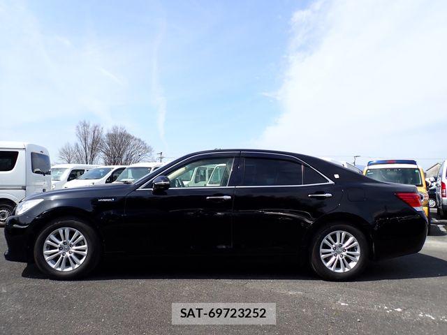 Toyota CROWN SEDAN 2015-06 7508442-6