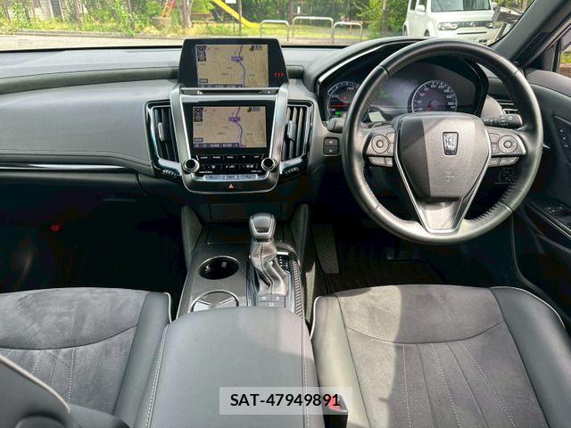 Toyota CROWN SEDAN 2019-08 7561982-8