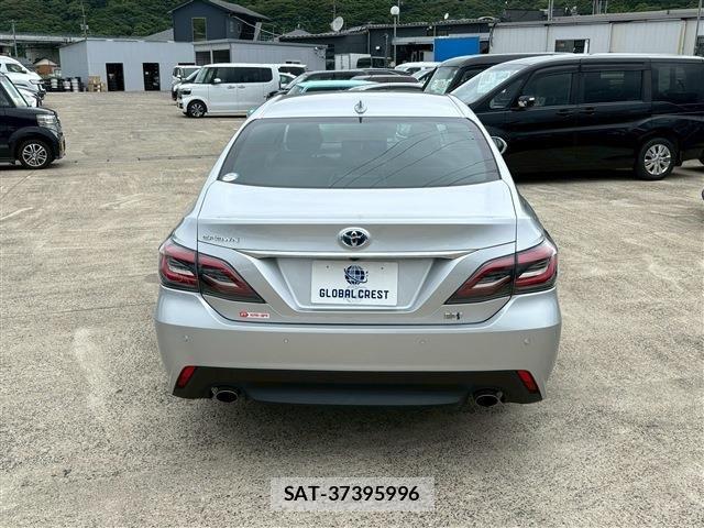 Toyota CROWN SEDAN 2021-12 7561986-12