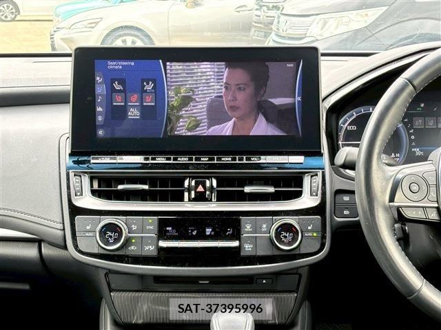 Toyota CROWN SEDAN 2021-12 7561986-21