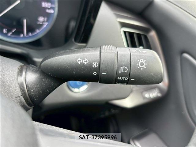 Toyota CROWN SEDAN 2021-12 7561986-28