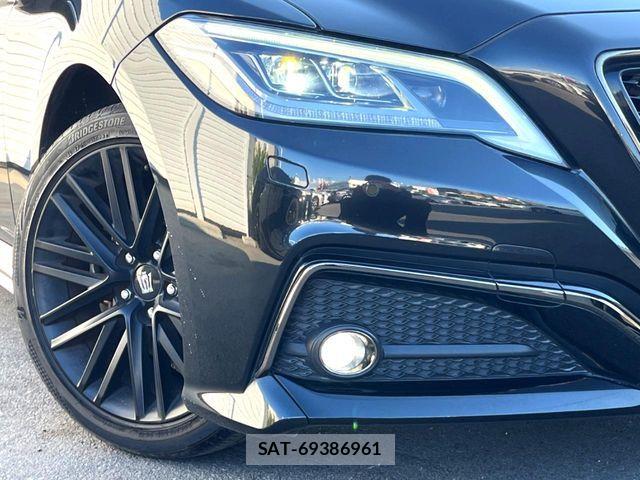 Toyota CROWN SEDAN 2021-12 7561980-12