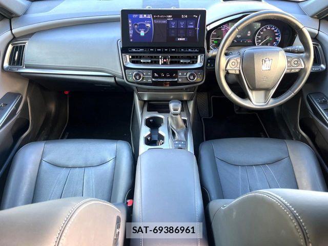 Toyota CROWN SEDAN 2021-12 7561980-1