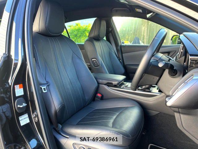 Toyota CROWN SEDAN 2021-12 7561980-8