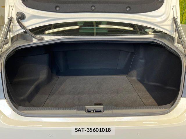 Toyota CROWN SEDAN 2018-11 7561981-9