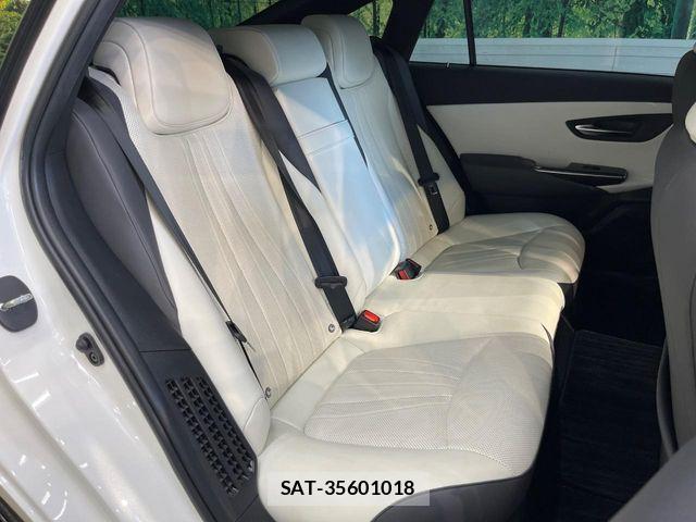 Toyota CROWN SEDAN 2018-11 7561981-8