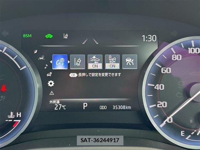 Toyota CROWN SEDAN 2022-05 7561983-29