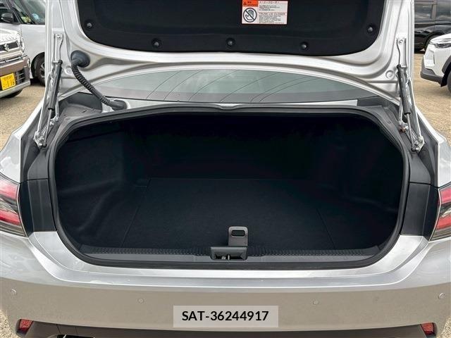 Toyota CROWN SEDAN 2022-05 7561983-6