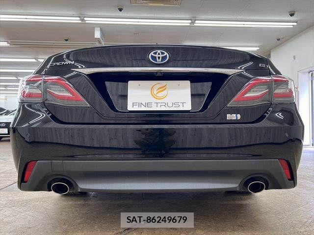 Toyota CROWN SEDAN 2019-09 7615849-16